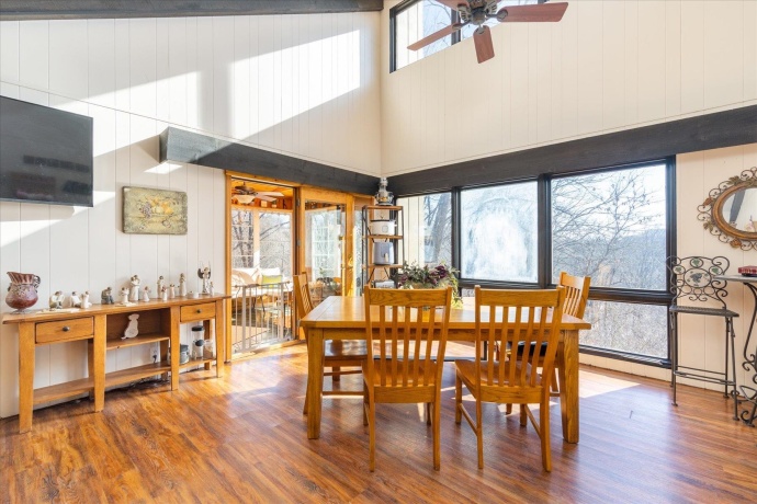 605 Sherwood, Princeton, Illinois 61356, 3 Bedrooms Bedrooms, ,3 BathroomsBathrooms,House,For Sale,Sherwood,202600884