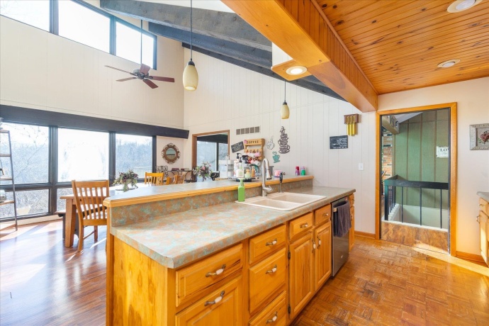 605 Sherwood, Princeton, Illinois 61356, 3 Bedrooms Bedrooms, ,3 BathroomsBathrooms,House,For Sale,Sherwood,202600884