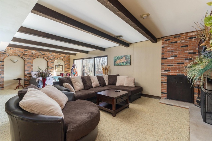 605 Sherwood, Princeton, Illinois 61356, 3 Bedrooms Bedrooms, ,3 BathroomsBathrooms,House,For Sale,Sherwood,202600884