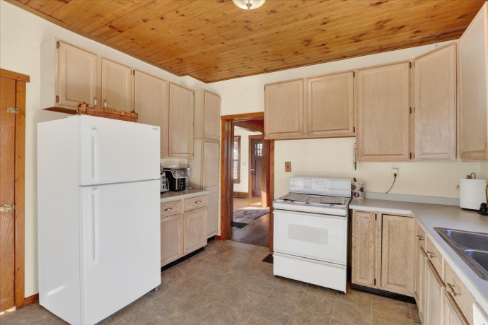 825 Harlem, MACHESNEY PARK, Illinois 61115, 4 Bedrooms Bedrooms, ,1 BathroomBathrooms,House,For Sale,Harlem,202600886