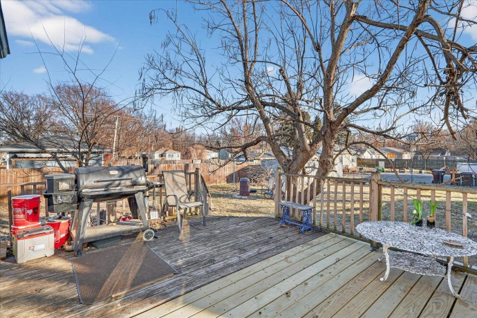 825 Harlem, MACHESNEY PARK, Illinois 61115, 4 Bedrooms Bedrooms, ,1 BathroomBathrooms,House,For Sale,Harlem,202600886