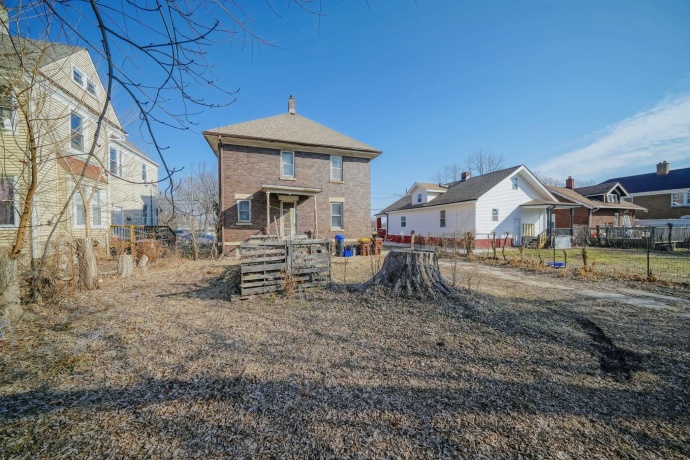 703 3rd, ROCKFORD, Illinois 61103, 4 Bedrooms Bedrooms, ,2 BathroomsBathrooms,House,For Sale,3rd,202600887