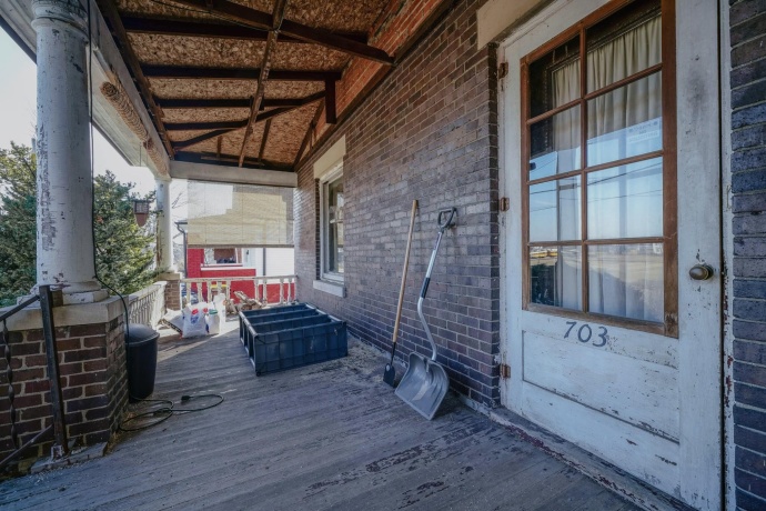 703 3rd, ROCKFORD, Illinois 61103, 4 Bedrooms Bedrooms, ,2 BathroomsBathrooms,House,For Sale,3rd,202600887