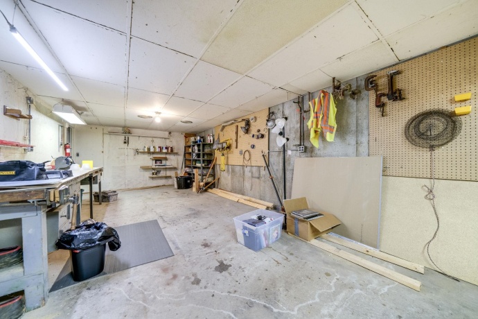 7605 Meander, ROCKFORD, Illinois 61107, 3 Bedrooms Bedrooms, ,2 BathroomsBathrooms,House,For Sale,Meander,202600889