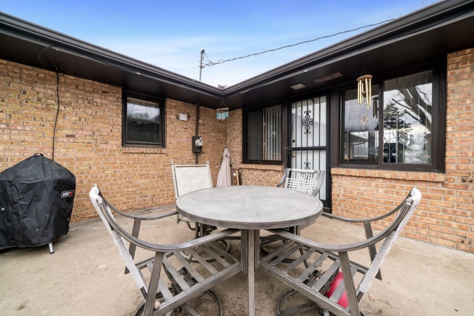 7605 Meander, ROCKFORD, Illinois 61107, 3 Bedrooms Bedrooms, ,2 BathroomsBathrooms,House,For Sale,Meander,202600889