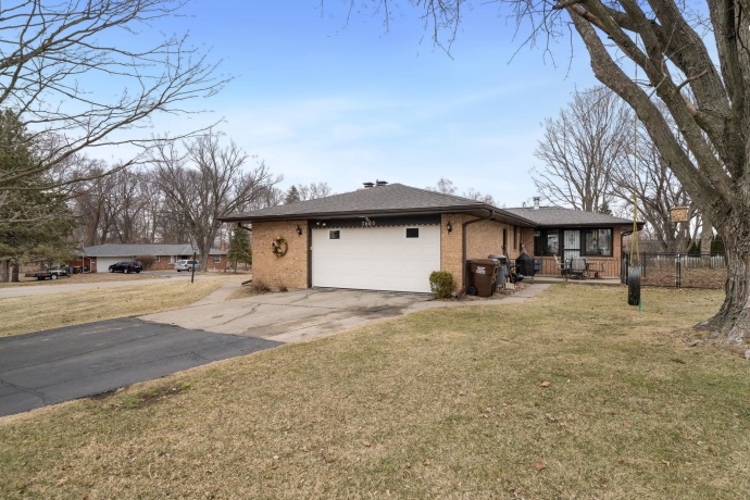 7605 Meander, ROCKFORD, Illinois 61107, 3 Bedrooms Bedrooms, ,2 BathroomsBathrooms,House,For Sale,Meander,202600889