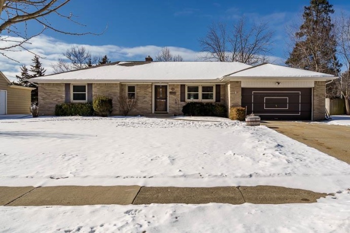 926 Stratford, ROCKFORD, Illinois 61107, 3 Bedrooms Bedrooms, ,2 BathroomsBathrooms,House,For Sale,Stratford,202600535