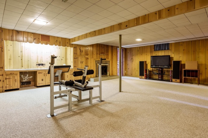 926 Stratford, ROCKFORD, Illinois 61107, 3 Bedrooms Bedrooms, ,2 BathroomsBathrooms,House,For Sale,Stratford,202600535