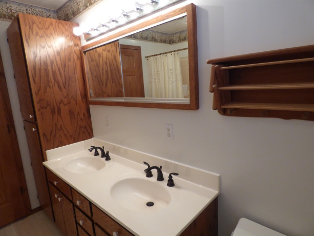 532 Ward, STOCKTON, Illinois 61085, 4 Bedrooms Bedrooms, ,3 BathroomsBathrooms,House,For Sale,Ward,202600669