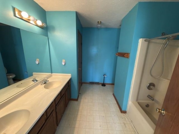 7075 Thomas, LOVES PARK, Illinois 61111, 3 Bedrooms Bedrooms, ,2 BathroomsBathrooms,House,For Sale,Thomas,202600890