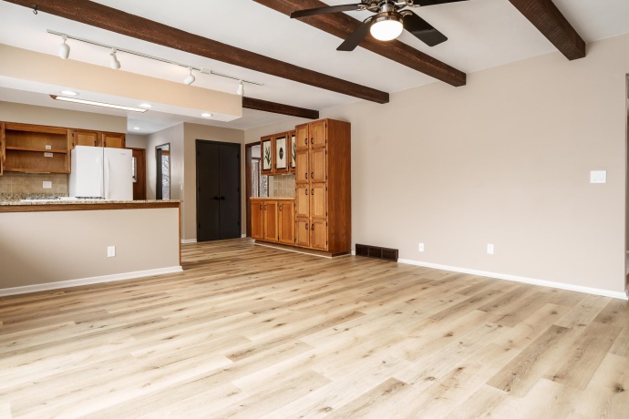 6747 Lynnhurst, ROSCOE, Illinois 61073, 3 Bedrooms Bedrooms, ,2 BathroomsBathrooms,House,For Sale,Lynnhurst,202600892