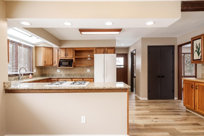 6747 Lynnhurst, ROSCOE, Illinois 61073, 3 Bedrooms Bedrooms, ,2 BathroomsBathrooms,House,For Sale,Lynnhurst,202600892