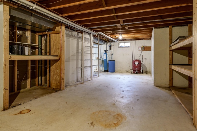 6747 Lynnhurst, ROSCOE, Illinois 61073, 3 Bedrooms Bedrooms, ,2 BathroomsBathrooms,House,For Sale,Lynnhurst,202600892