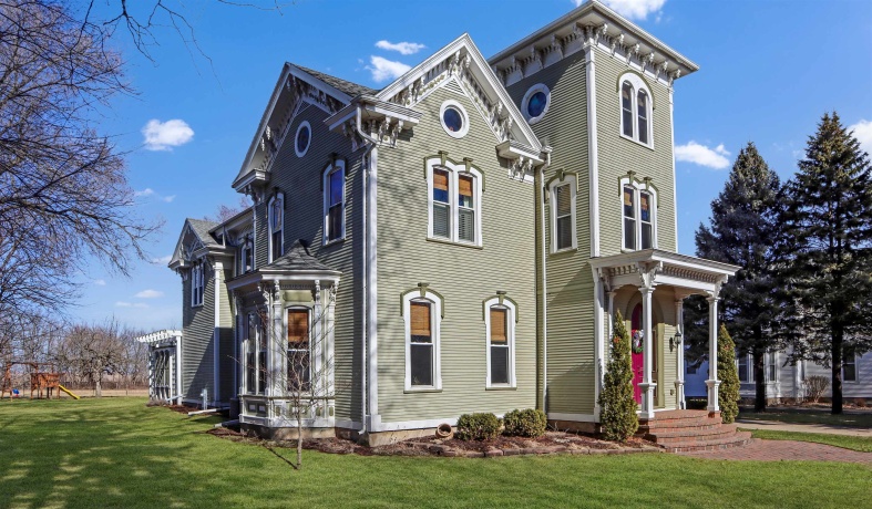 629 Locust, LANARK, Illinois 61046, 4 Bedrooms Bedrooms, ,2 BathroomsBathrooms,House,For Sale,Locust,202600895