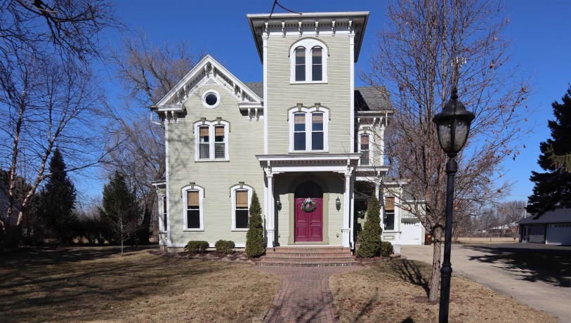 629 Locust, LANARK, Illinois 61046, 4 Bedrooms Bedrooms, ,2 BathroomsBathrooms,House,For Sale,Locust,202600895