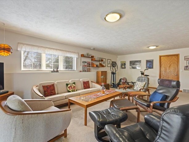 2272 Drexel, LAKE SUMMERSET, Illinois 61019, 4 Bedrooms Bedrooms, ,2 BathroomsBathrooms,House,For Sale,Drexel,202600898