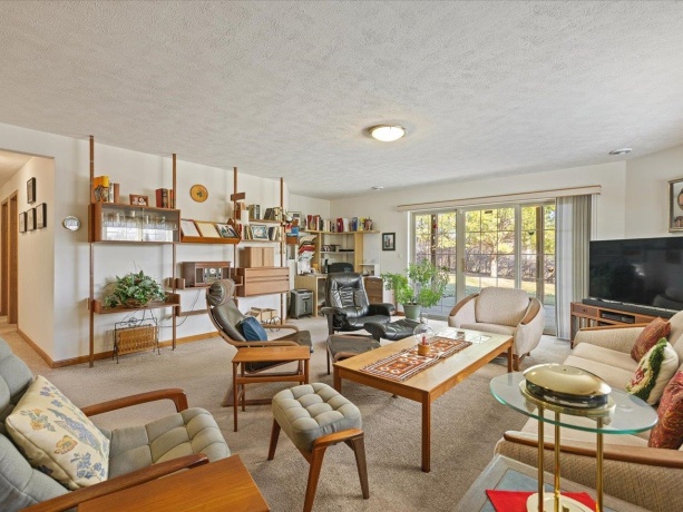 2272 Drexel, LAKE SUMMERSET, Illinois 61019, 4 Bedrooms Bedrooms, ,2 BathroomsBathrooms,House,For Sale,Drexel,202600898