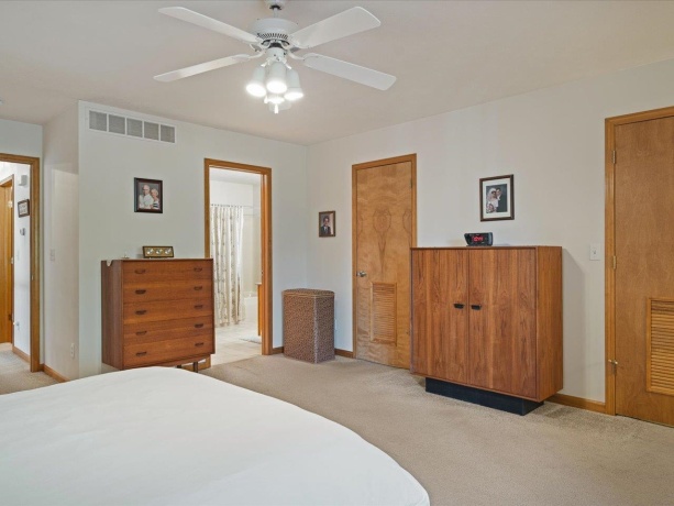 2272 Drexel, LAKE SUMMERSET, Illinois 61019, 4 Bedrooms Bedrooms, ,2 BathroomsBathrooms,House,For Sale,Drexel,202600898