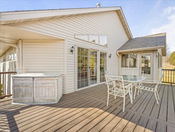 2272 Drexel, LAKE SUMMERSET, Illinois 61019, 4 Bedrooms Bedrooms, ,2 BathroomsBathrooms,House,For Sale,Drexel,202600898