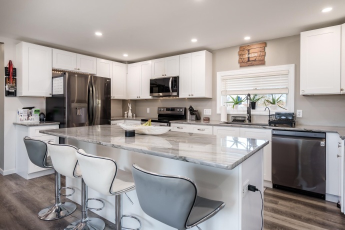 908 Hunter, CALEDONIA, Illinois 61011, 3 Bedrooms Bedrooms, ,1 BathroomBathrooms,House,For Sale,Hunter,202600899