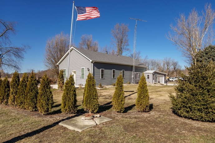 908 Hunter, CALEDONIA, Illinois 61011, 3 Bedrooms Bedrooms, ,1 BathroomBathrooms,House,For Sale,Hunter,202600899