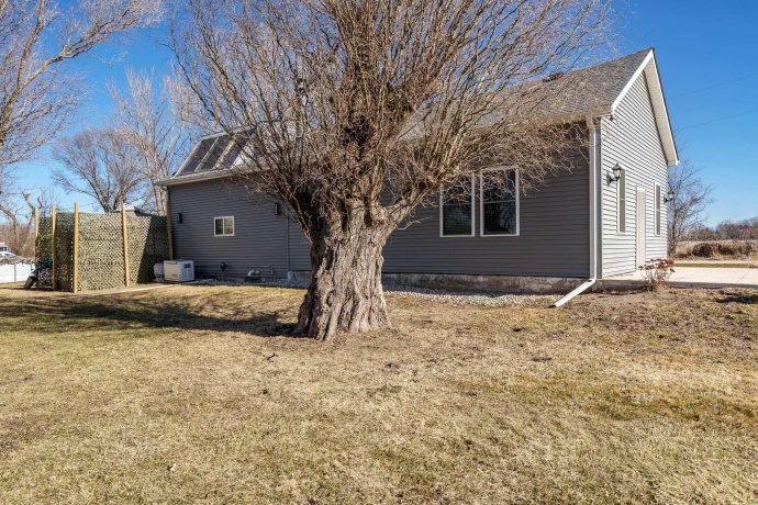 908 Hunter, CALEDONIA, Illinois 61011, 3 Bedrooms Bedrooms, ,1 BathroomBathrooms,House,For Sale,Hunter,202600899