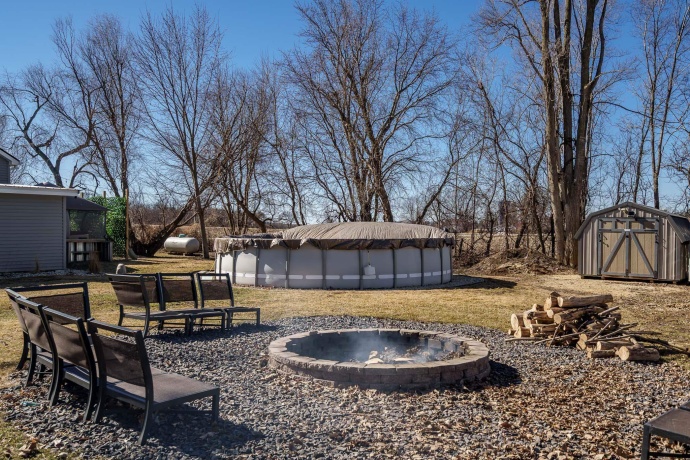 908 Hunter, CALEDONIA, Illinois 61011, 3 Bedrooms Bedrooms, ,1 BathroomBathrooms,House,For Sale,Hunter,202600899