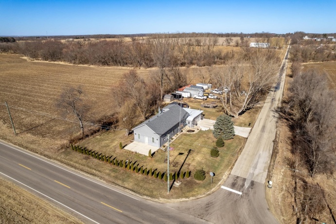 908 Hunter, CALEDONIA, Illinois 61011, 3 Bedrooms Bedrooms, ,1 BathroomBathrooms,House,For Sale,Hunter,202600899