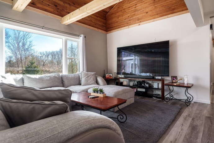 908 Hunter, CALEDONIA, Illinois 61011, 3 Bedrooms Bedrooms, ,1 BathroomBathrooms,House,For Sale,Hunter,202600899