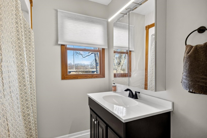 8056 STATE, ROCKFORD, Illinois 61102, 3 Bedrooms Bedrooms, ,1 BathroomBathrooms,House,For Sale,STATE,202600900