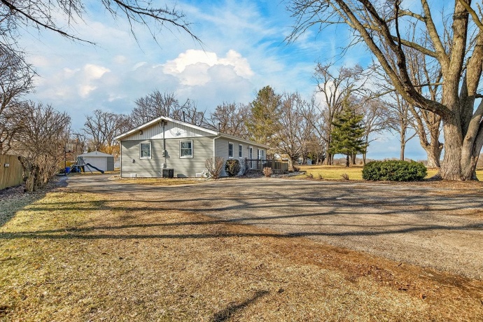 8056 STATE, ROCKFORD, Illinois 61102, 3 Bedrooms Bedrooms, ,1 BathroomBathrooms,House,For Sale,STATE,202600900