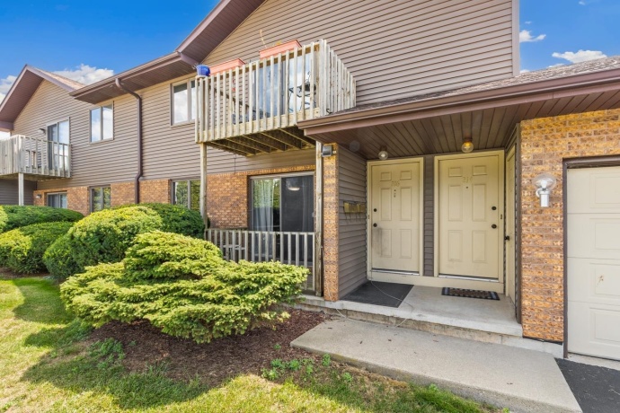 216 Pardridge, DEKALB, Illinois 60115, 2 Bedrooms Bedrooms, ,1 BathroomBathrooms,Condominium,For Sale,Pardridge,202504649