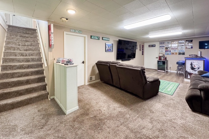 2529 sierra, ROCKFORD, Illinois 61109, 3 Bedrooms Bedrooms, ,2 BathroomsBathrooms,House,For Sale,sierra,202600903