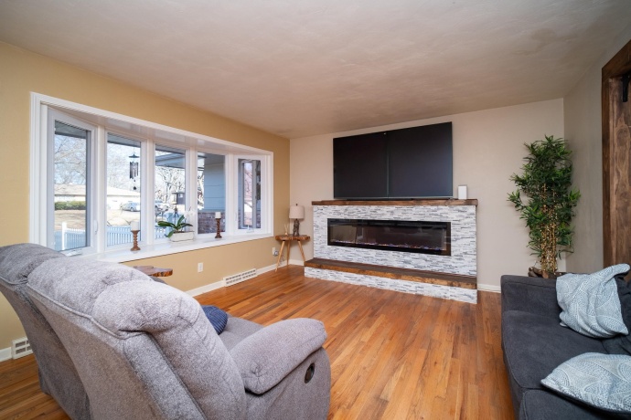 2529 sierra, ROCKFORD, Illinois 61109, 3 Bedrooms Bedrooms, ,2 BathroomsBathrooms,House,For Sale,sierra,202600903