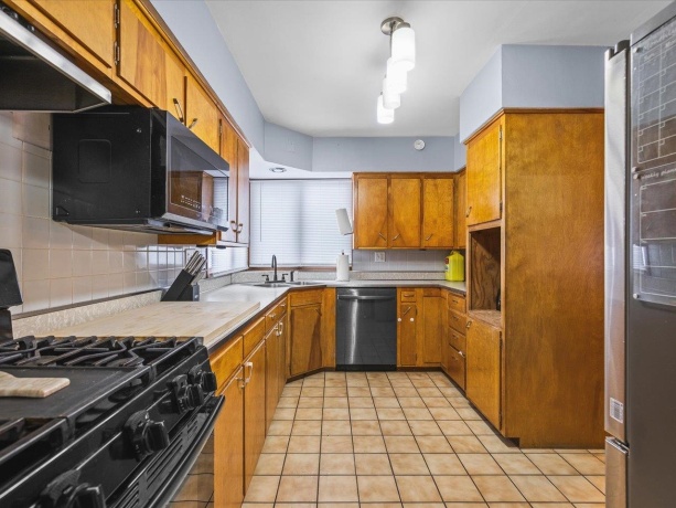 3215 Rural, ROCKFORD, Illinois 61107, 2 Bedrooms Bedrooms, ,2 BathroomsBathrooms,House,For Sale,Rural,202600904