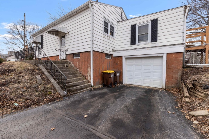 2508 Pelham, ROCKFORD, Illinois 61107, 3 Bedrooms Bedrooms, ,1 BathroomBathrooms,House,For Sale,Pelham,202600911