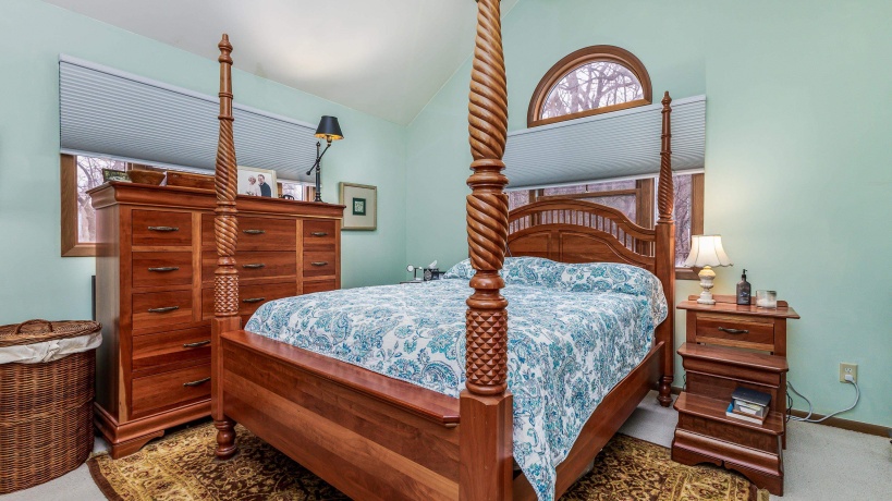 63 Oak Glen, GALENA, Illinois 61036, 2 Bedrooms Bedrooms, ,2 BathroomsBathrooms,House,For Sale,Oak Glen,202600913