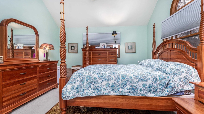 63 Oak Glen, GALENA, Illinois 61036, 2 Bedrooms Bedrooms, ,2 BathroomsBathrooms,House,For Sale,Oak Glen,202600913