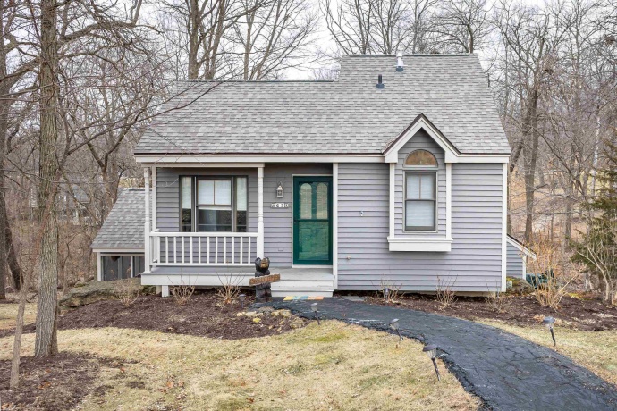 63 Oak Glen, GALENA, Illinois 61036, 2 Bedrooms Bedrooms, ,2 BathroomsBathrooms,House,For Sale,Oak Glen,202600913