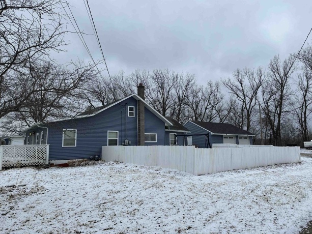 1922 PORTLAND, SAVANNA, Illinois 61074, 3 Bedrooms Bedrooms, ,1 BathroomBathrooms,House,For Sale,PORTLAND,202600916