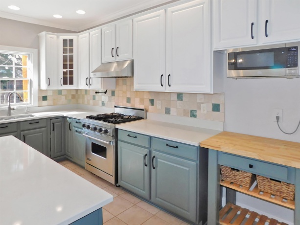 6594 Rolling Hedge, ROCKFORD, Illinois 61108, 4 Bedrooms Bedrooms, ,3 BathroomsBathrooms,House,For Sale,Rolling Hedge,202600917