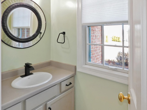 6594 Rolling Hedge, ROCKFORD, Illinois 61108, 4 Bedrooms Bedrooms, ,3 BathroomsBathrooms,House,For Sale,Rolling Hedge,202600917