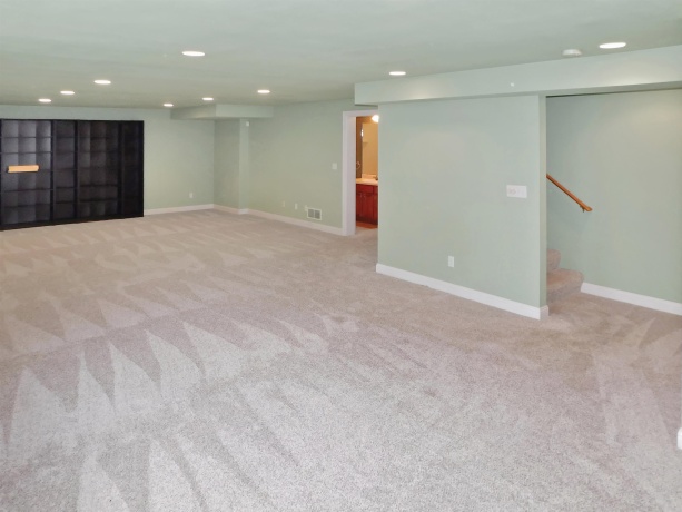 6594 Rolling Hedge, ROCKFORD, Illinois 61108, 4 Bedrooms Bedrooms, ,3 BathroomsBathrooms,House,For Sale,Rolling Hedge,202600917