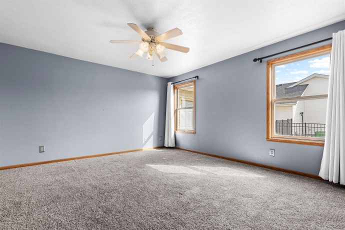 182 Autumnwood, DAVIS JUNCTION, Illinois 61020, 3 Bedrooms Bedrooms, ,2 BathroomsBathrooms,House,For Sale,Autumnwood,202600822