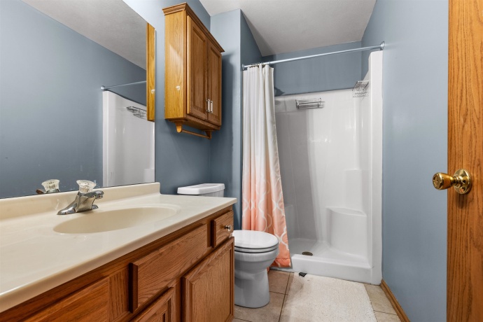 182 Autumnwood, DAVIS JUNCTION, Illinois 61020, 3 Bedrooms Bedrooms, ,2 BathroomsBathrooms,House,For Sale,Autumnwood,202600822