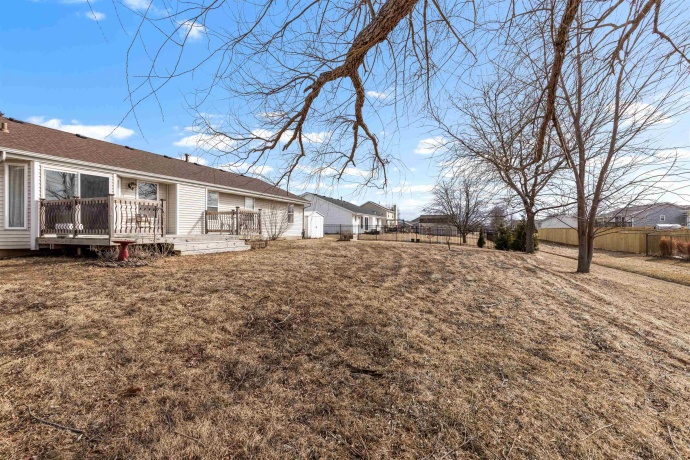 182 Autumnwood, DAVIS JUNCTION, Illinois 61020, 3 Bedrooms Bedrooms, ,2 BathroomsBathrooms,House,For Sale,Autumnwood,202600822