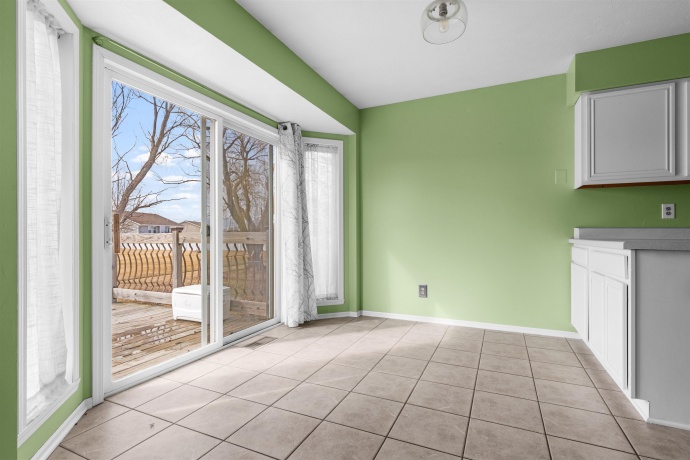 182 Autumnwood, DAVIS JUNCTION, Illinois 61020, 3 Bedrooms Bedrooms, ,2 BathroomsBathrooms,House,For Sale,Autumnwood,202600822