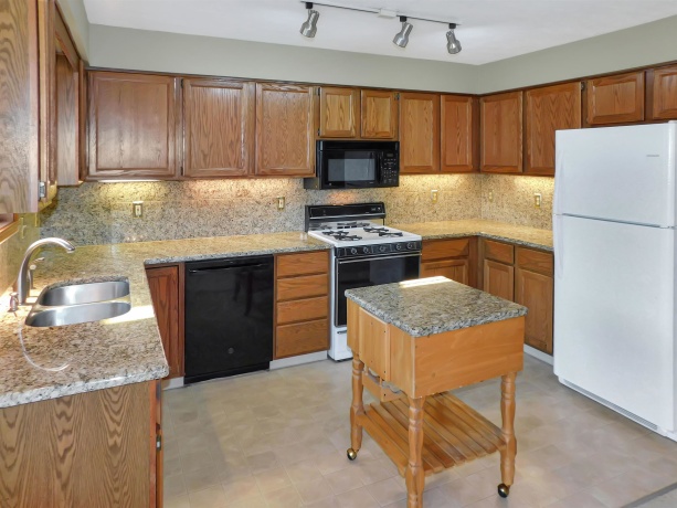 13699 Chevron, ROCKTON, Illinois 61072, 3 Bedrooms Bedrooms, ,2 BathroomsBathrooms,House,For Sale,Chevron,202600919