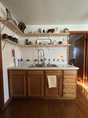 1114 6th, MENDOTA, Illinois 61342, 2 Bedrooms Bedrooms, ,1 BathroomBathrooms,House,For Sale,6th,202600924