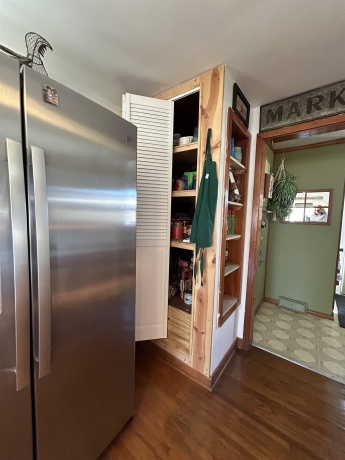 1114 6th, MENDOTA, Illinois 61342, 2 Bedrooms Bedrooms, ,1 BathroomBathrooms,House,For Sale,6th,202600924